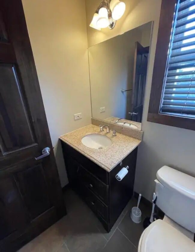 Building Photo - 754 Spring Rd