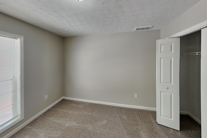 Building Photo - 1585 Watson Ridge Trail SE