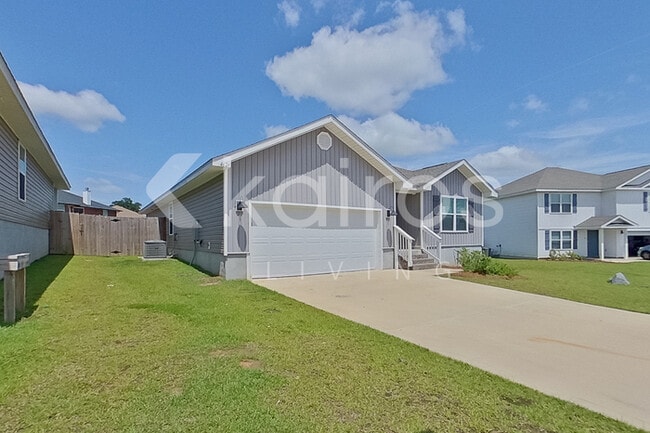 Building Photo - 4624 Malay Cir