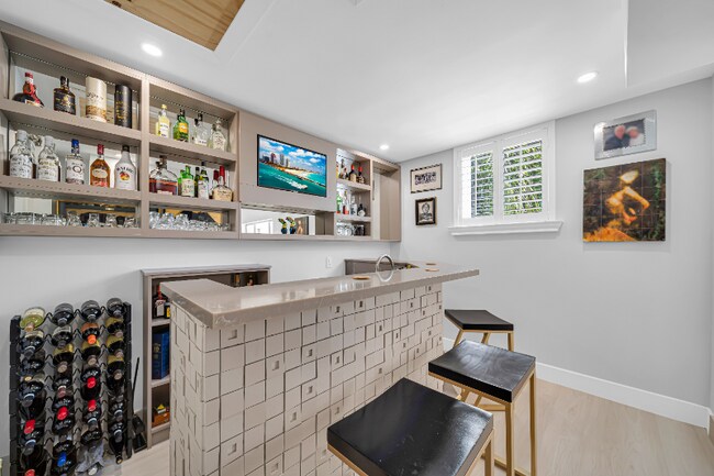 Building Photo - 1941 SW 18th Ave