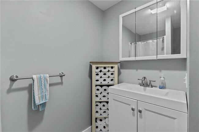 Building Photo - 66 Girard Ave