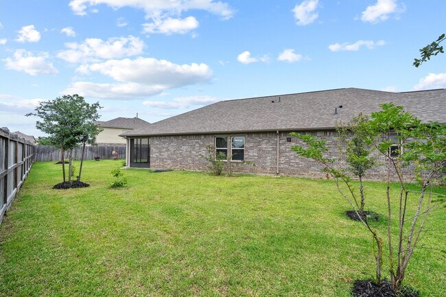 Building Photo - 6303 Cambrai Wood Ln
