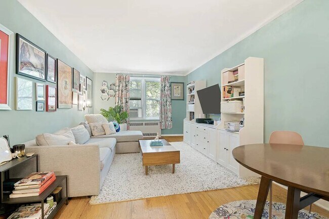 Primary Photo - 1155 Ocean Ave