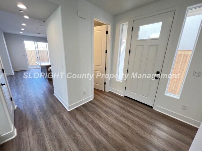 Building Photo - AVAILABLE JULY - Spacious Home in San Luis Ranch - 4 Bed / 3.5 Bath