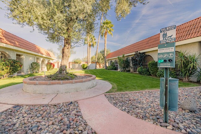 Building Photo - 1650 N 87th Terrace