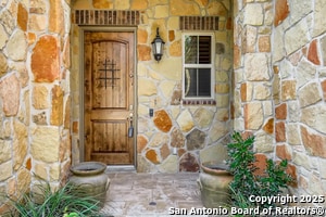 Building Photo - 18527 Canoe Brk