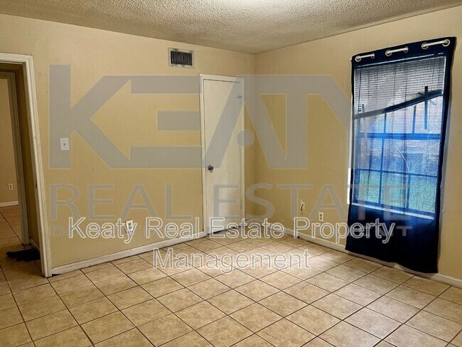 Building Photo - 409 Scotsdale St