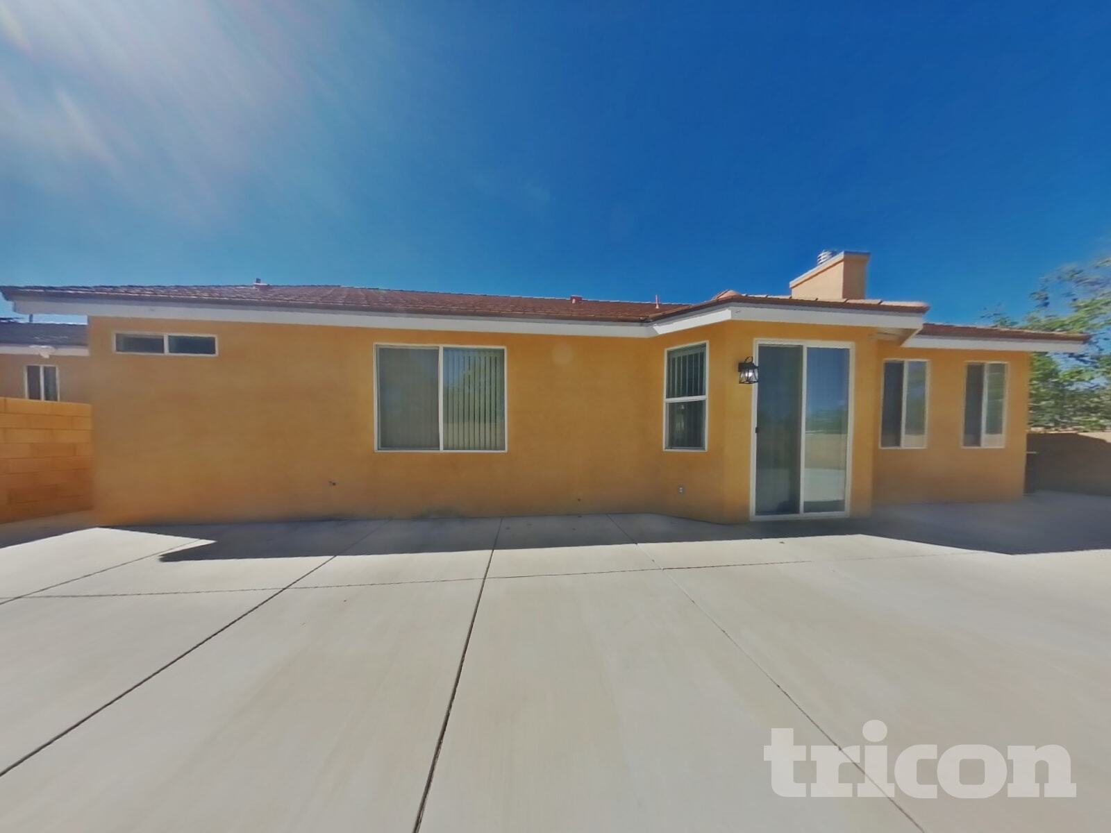 Building Photo - 733 Pino Ave