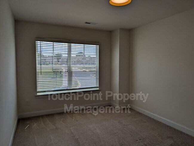 Building Photo - 6324 Keeton Ln