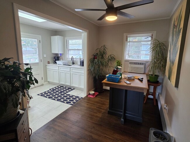 Building Photo - Take a look on this beautiful corner property