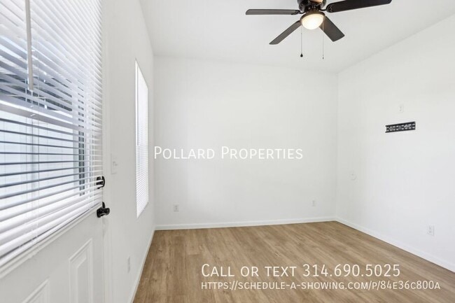 Building Photo - 1402 Parkview Dr