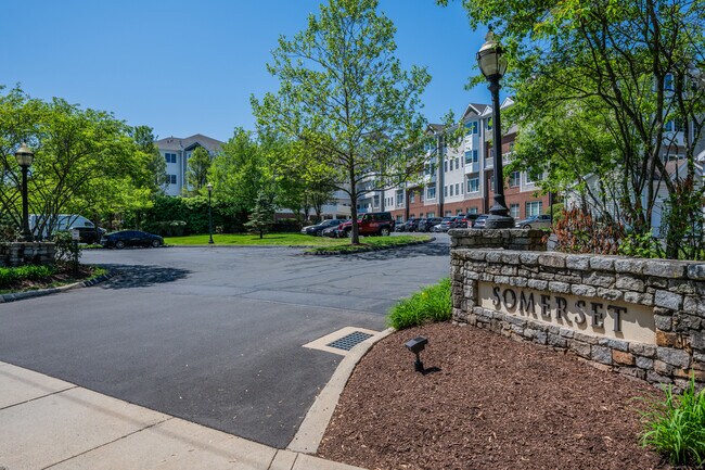 Building Photo - 1 King Philip Dr