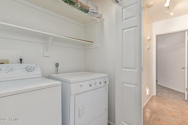 Building Photo - 3022 East Michigan Ave