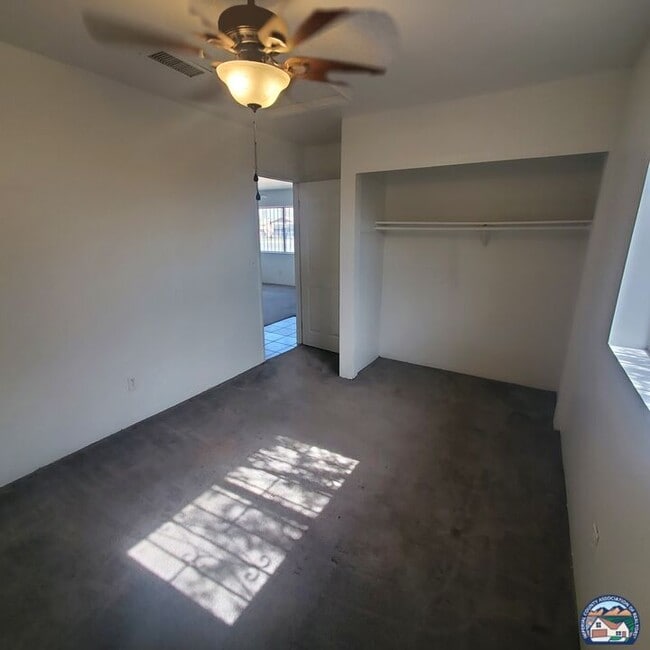 Building Photo - 1416 H St
