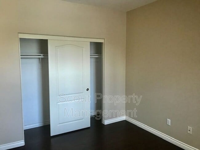 Building Photo - 28770 Oak Park Ln