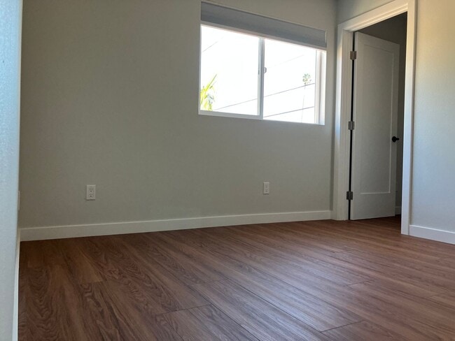 Building Photo - 2+1.5 2 story Back House New Construction - Midtown Home in Ventura, CA