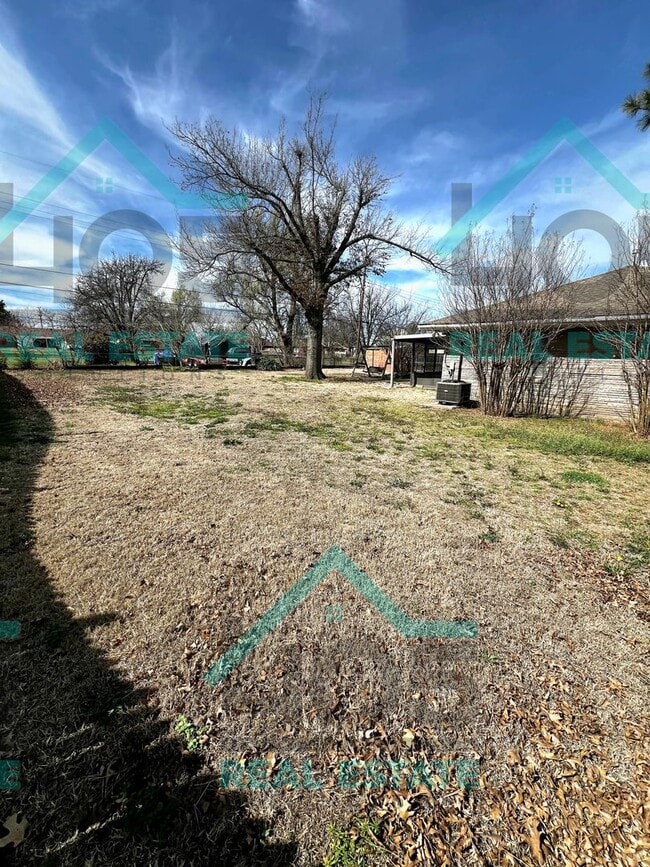 Building Photo - RENOVATED 3 bedroom in OKC