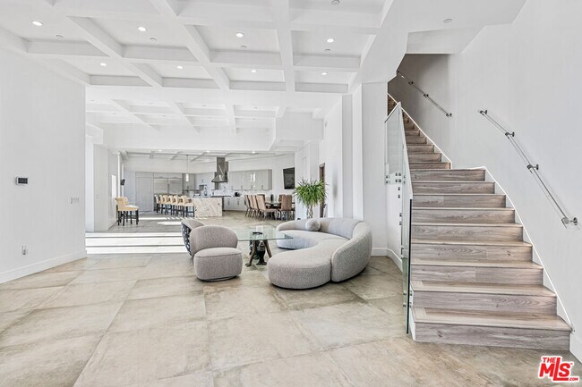 Building Photo - 6181 Temple Hill Dr