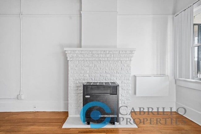 Building Photo - 2261 Fourth Ave