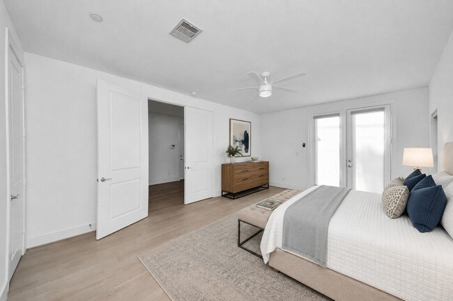 Building Photo - 4005 Woodshire Vlg Ests