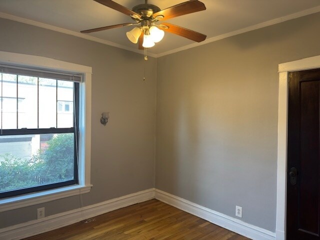 Building Photo - 313 N Oak Park Ave