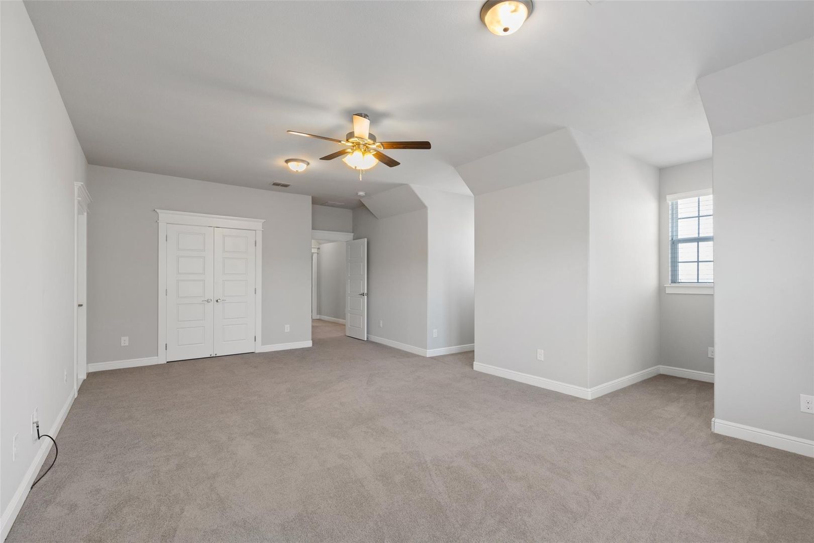 Building Photo - 406 Hearth Terrace