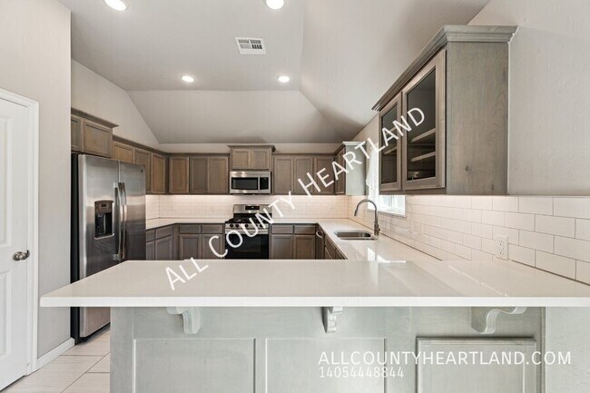 Building Photo - 4104 NW 151st St