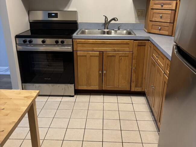 Building Photo - 9074 W Terrace Dr