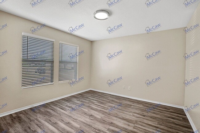 Building Photo - 2543 Barksdale Dr