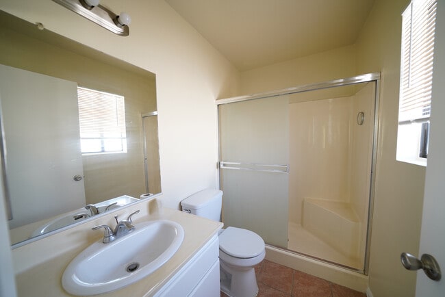 Building Photo - 27663 Ironside Dr