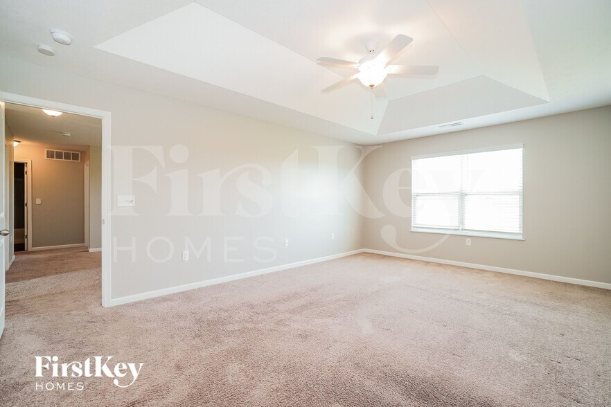 Building Photo - 5602 Tarboro Pl