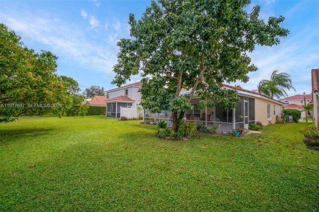 Building Photo - 10624 Plainview Cir