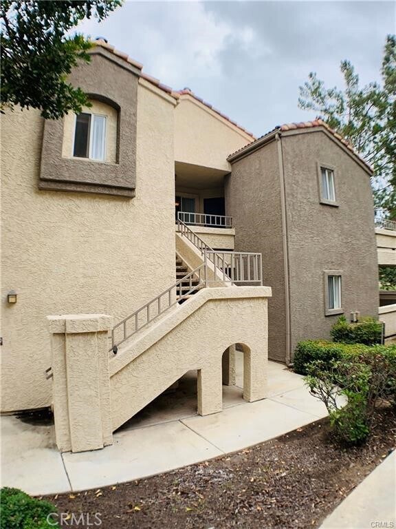 Building Photo - 1027 Vista Del Cerro Dr