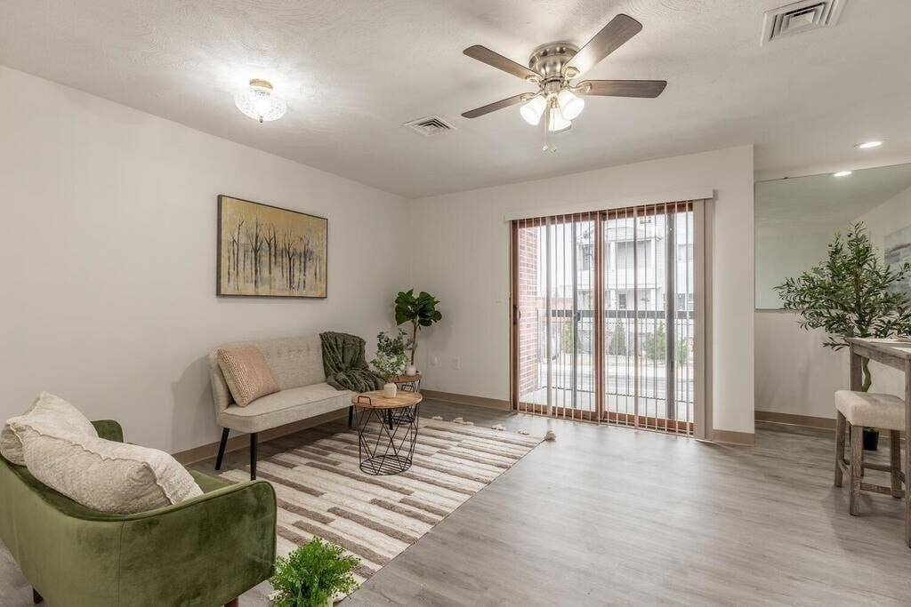 Building Photo - 15 Ferry St