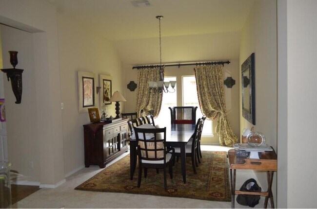 Building Photo - 1319 Eden Meadows Dr