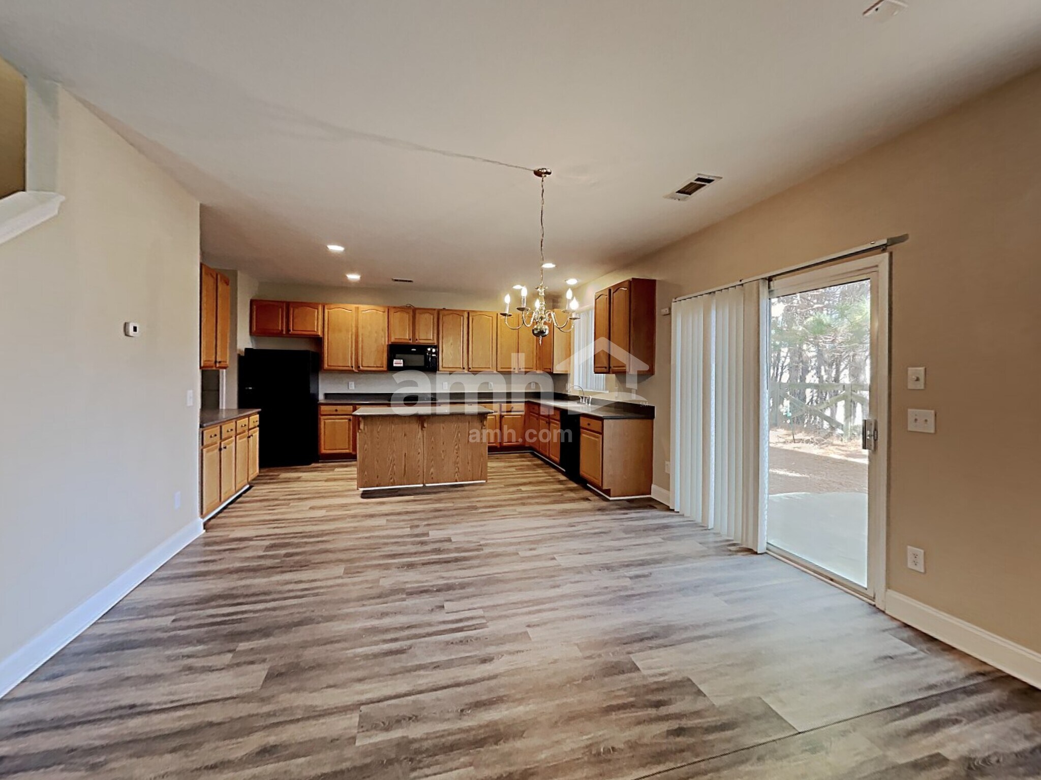 Building Photo - 2774 Jordan Ln