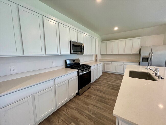 Building Photo - 17202 Coppice Oak Dr