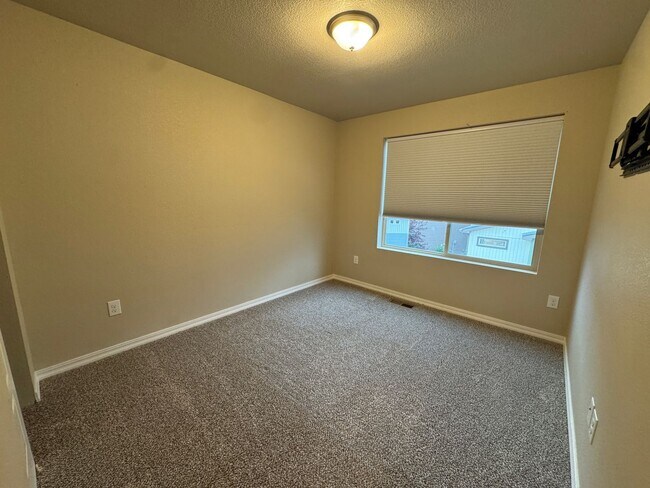 Building Photo - 6153 Callan Dr
