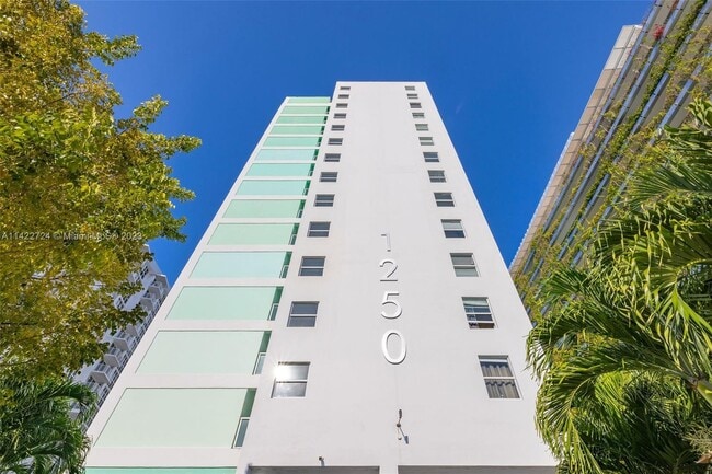 Building Photo - 1250 West Ave