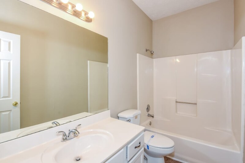 Building Photo - 2041 Stone Forest Dr