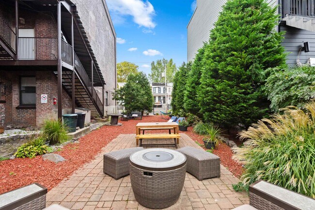 Building Photo - 300 Communipaw Ave