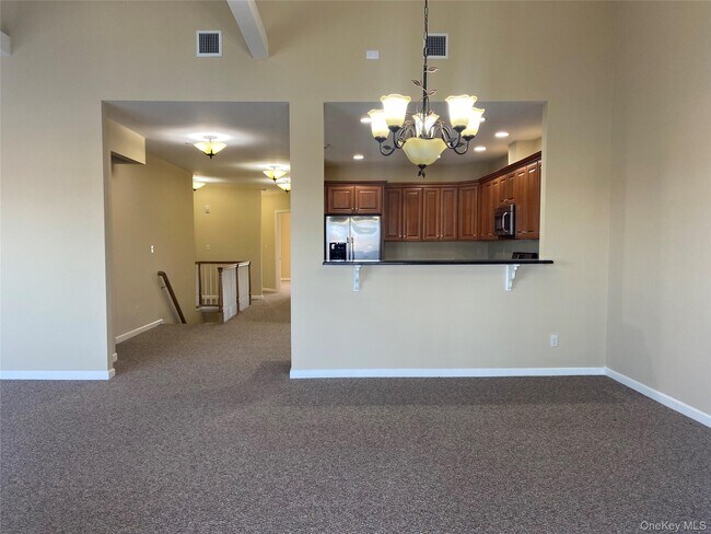 Building Photo - 11 Nicole Ct