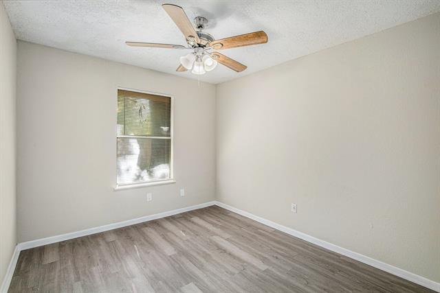 Building Photo - 2114 Windhurst Dr