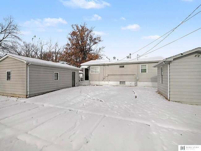 Building Photo - 8623 C St