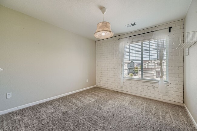 Building Photo - Stunning home in Lafayette!