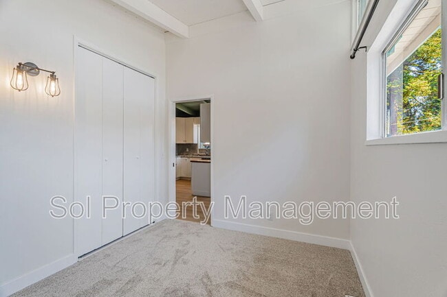 Building Photo - 417 Belle Monti Ct