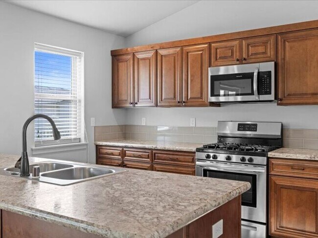 Building Photo - 4313 Vermilion Ln