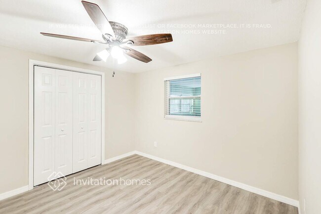 Building Photo - 15740 Sea Pines Dr