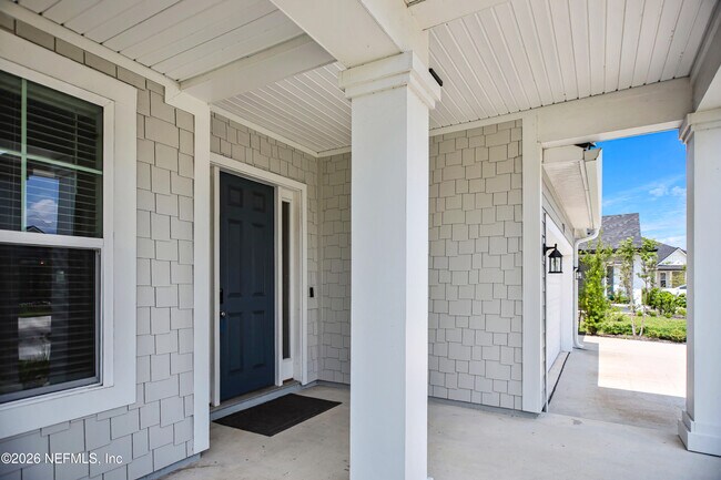 Building Photo - 179 Horsetail Ct