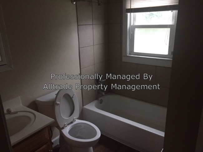 Building Photo - 2515 Dixie Hwy